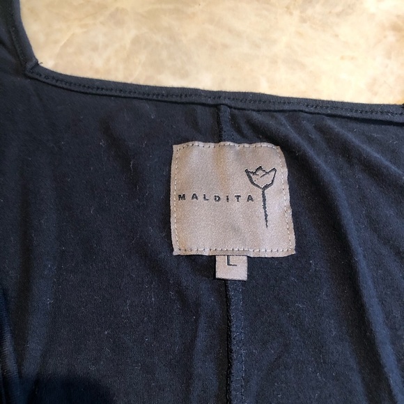 Low Cut Dress - Picture 9 of 16